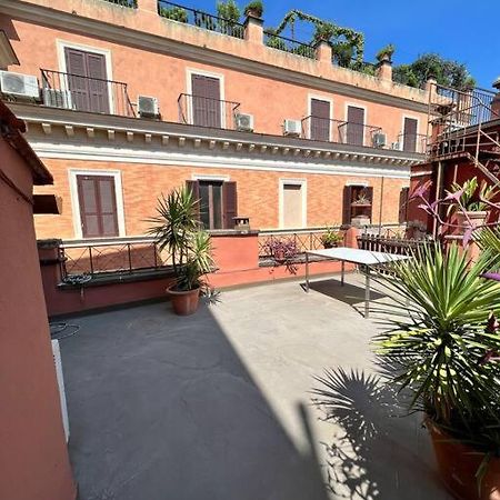 Campo De' Fiori Rooftop Apartment Рим Екстериор снимка
