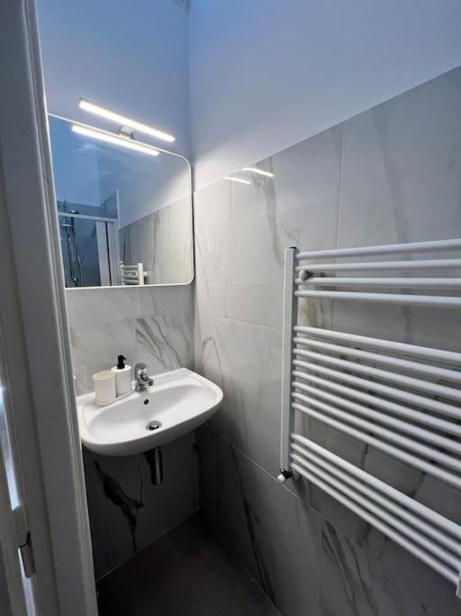Campo De' Fiori Rooftop Apartment Рим Екстериор снимка