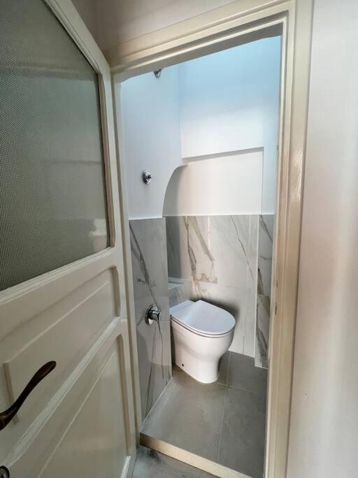 Campo De' Fiori Rooftop Apartment Рим Екстериор снимка